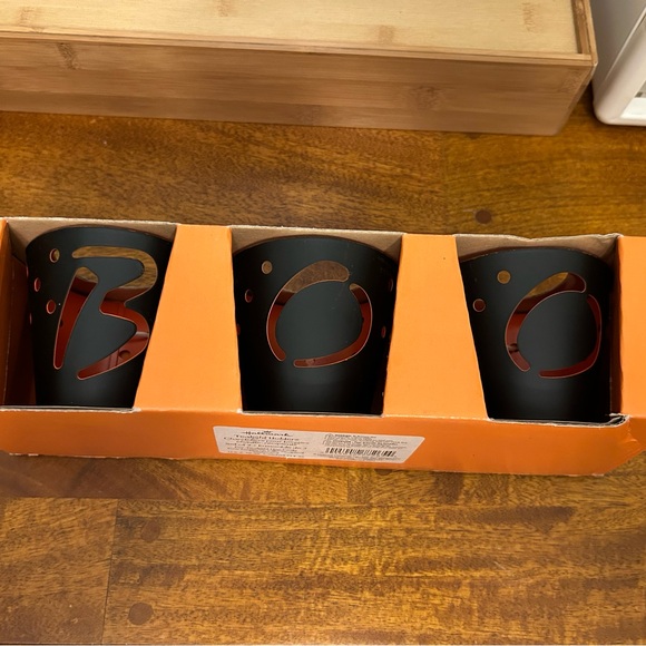 Hallmark Halloween BOO 3 Piece Tealight Holders - Picture 3 of 9